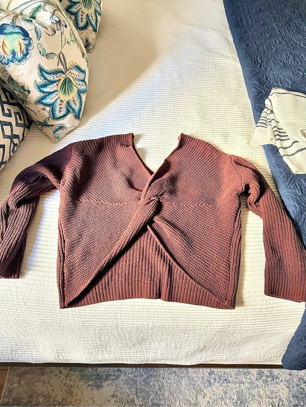 Kld Cropped Knit Sweater in Brown Size Medium Like New